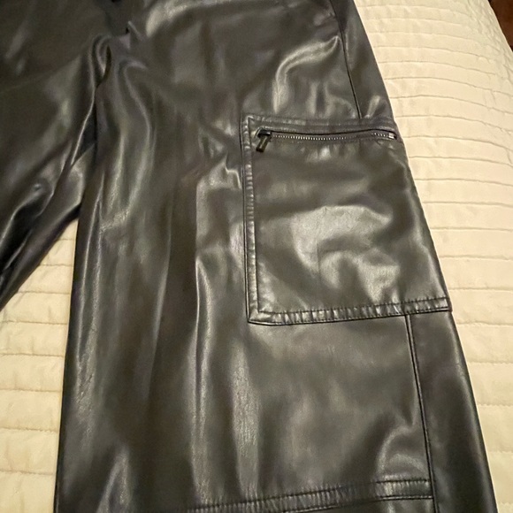 Karl Lagerfeld size M black pleather sweat pants - Picture 9 of 12